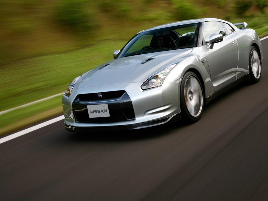  Nissan GT-R 2007 года  (фото 195 из 480)